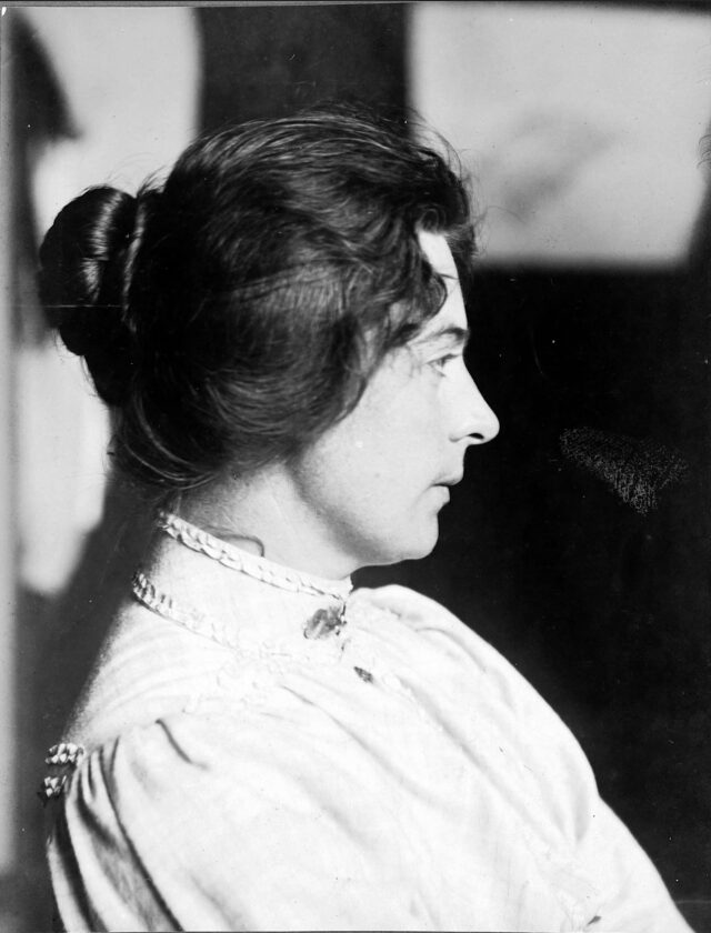 Profilportræt af Marie Krøyer. September